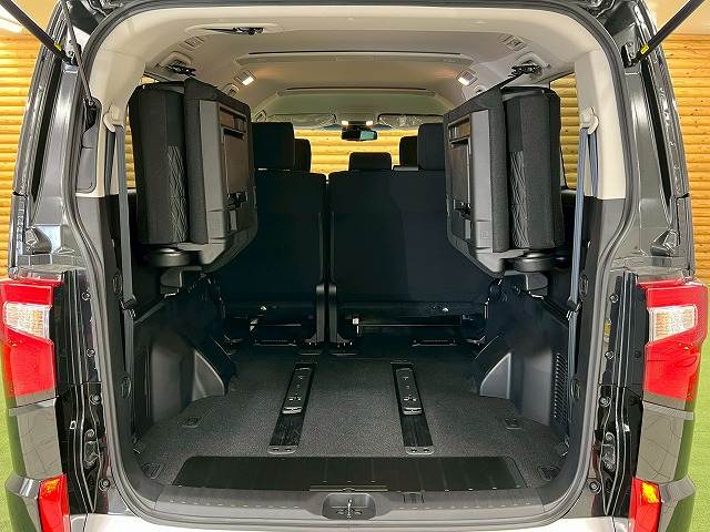 三菱&nbsp;デリカD5の画像20