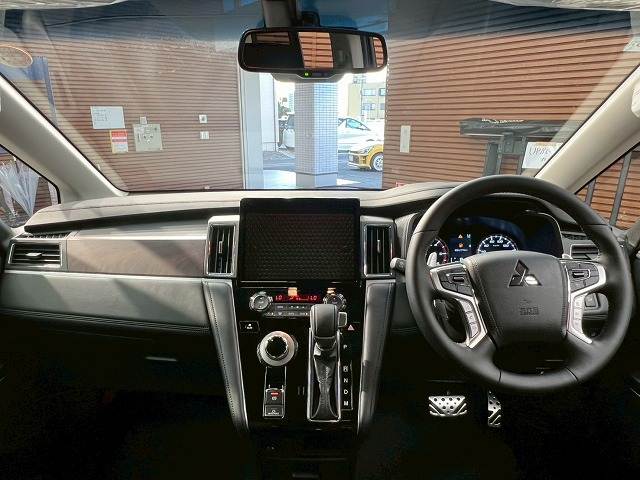 三菱&nbsp;デリカD5の画像3