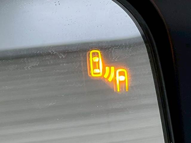 デリカD5◆P 8人乗り 内装他