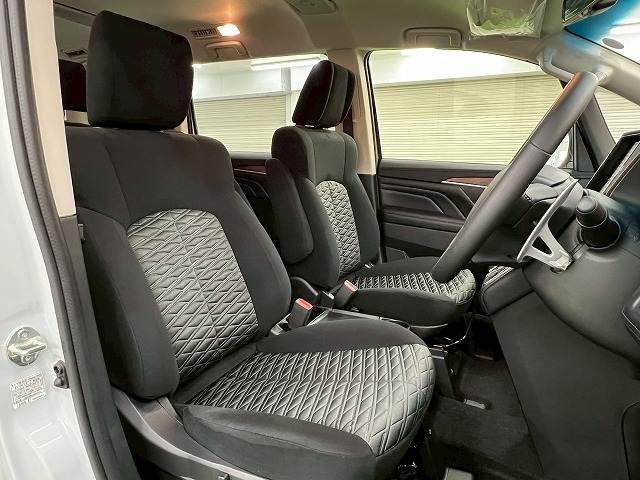 三菱&nbsp;デリカD5の画像8