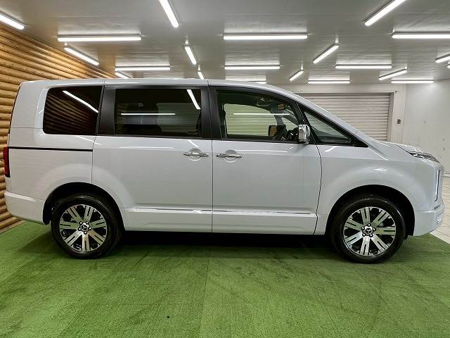 三菱&nbsp;デリカD5の画像18