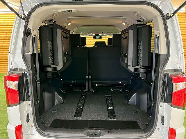 三菱&nbsp;デリカD5の画像20