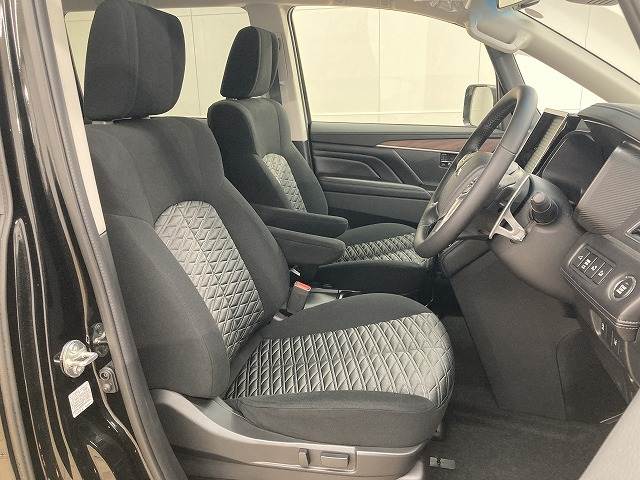 三菱&nbsp;デリカD5の画像4