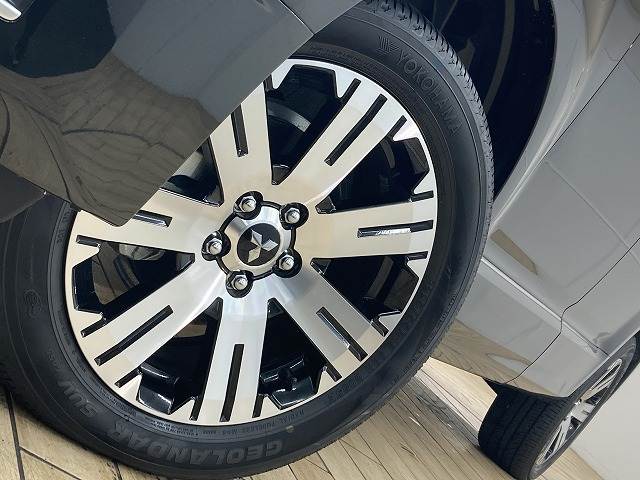 三菱&nbsp;デリカD5の画像19