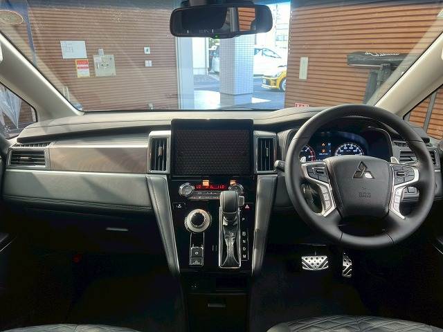 三菱&nbsp;デリカD5の画像3