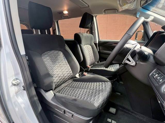 三菱&nbsp;デリカD5の画像8