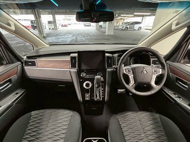 三菱 デリカD5の画像4