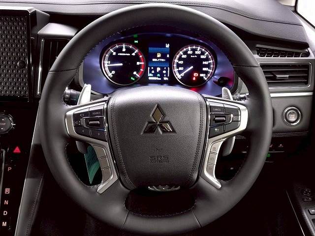 三菱&nbsp;デリカD5の画像14