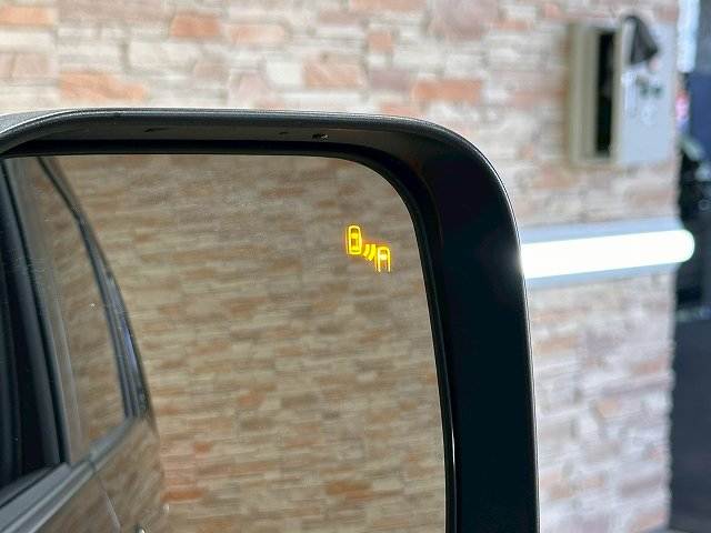 三菱&nbsp;デリカD5の画像8