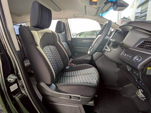 三菱&nbsp;デリカD5の画像12