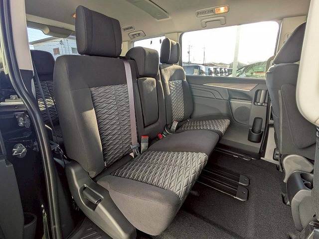 三菱&nbsp;デリカD5の画像13