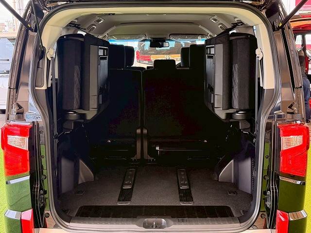 三菱&nbsp;デリカD5の画像12