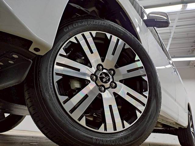 三菱&nbsp;デリカD5の画像13