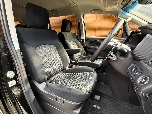 三菱&nbsp;デリカD5の画像7