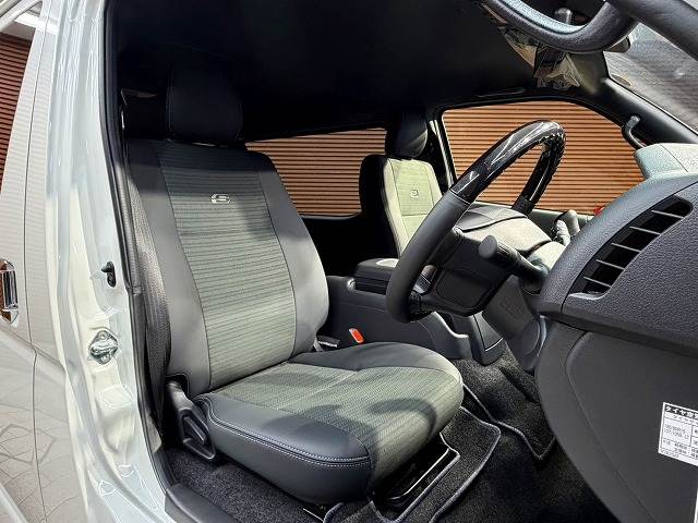 トヨタ&nbsp;ハイエースバンロングボディの画像8