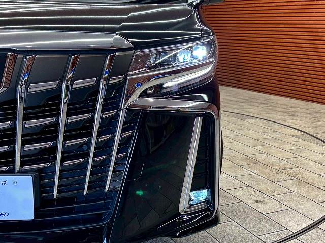 トヨタ&nbsp;アルファードの画像10