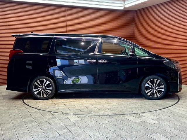 トヨタ&nbsp;アルファードの画像18