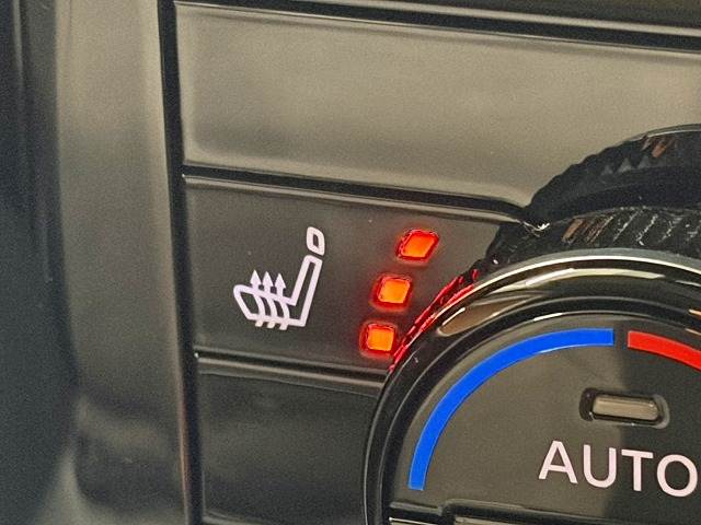 エクストレイル◆X 2列シート車 内装他