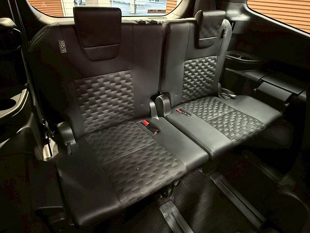 トヨタ ヴォクシーの画像13