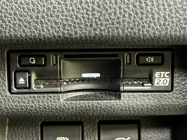 トヨタ クラウンクロスオーバーの画像10