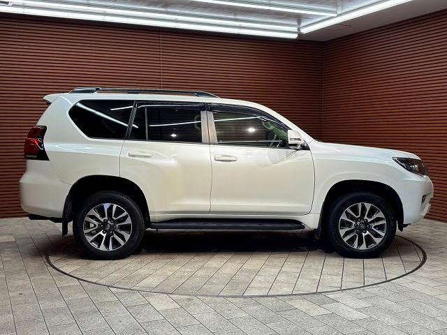 トヨタ ランドクルーザープラドの画像17