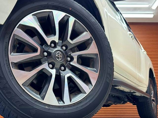 トヨタ ランドクルーザープラドの画像19