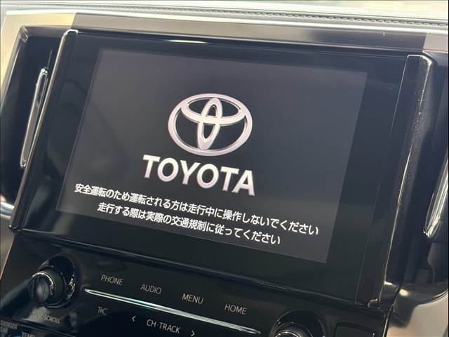 トヨタ&nbsp;アルファードの画像3