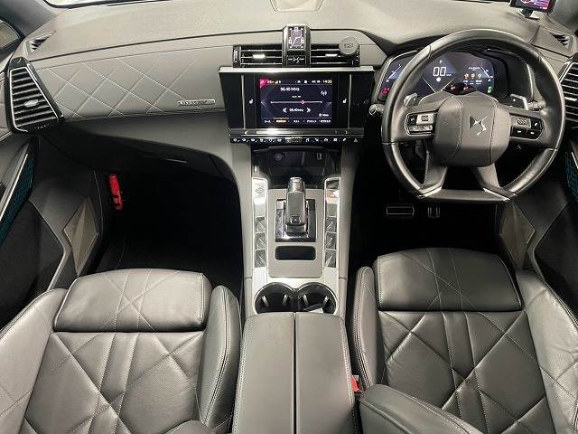 シトロエンDS7 CROSSBACK◆Grand Chic RHD 内装他