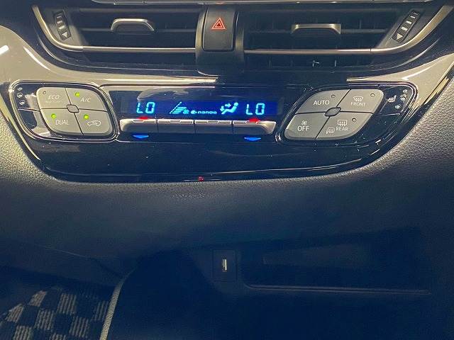 トヨタ&nbsp;C-HRの画像8
