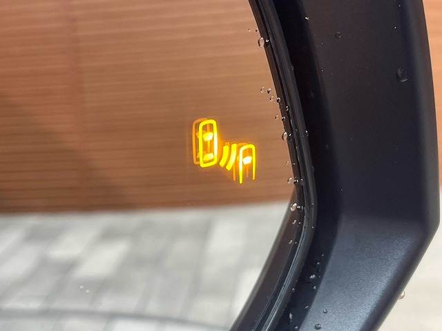 RAV4◆HYBRID Adventure 内装他