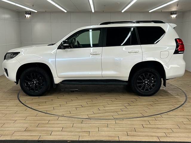 トヨタ ランドクルーザープラドの画像17