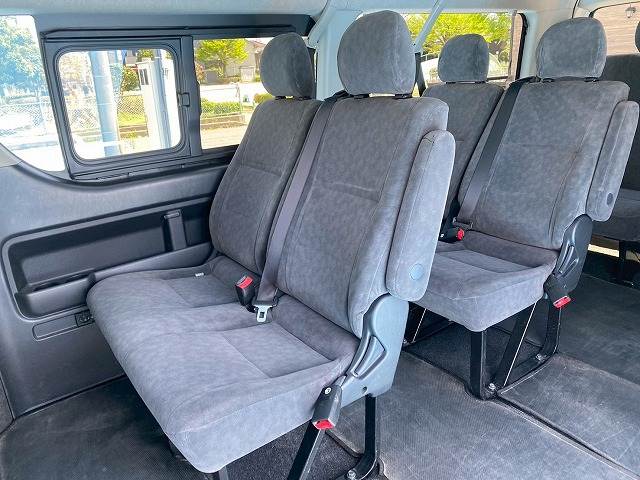 トヨタ ハイエースワゴンの画像9