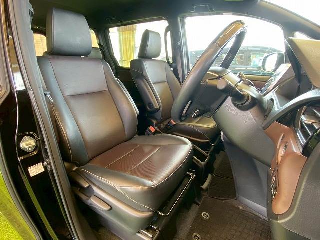 トヨタ エスクァイアの画像9