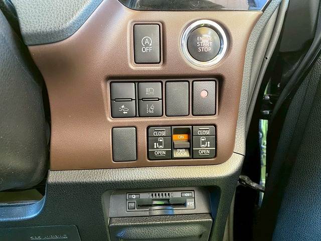 トヨタ エスクァイアの画像12