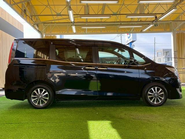 トヨタ エスクァイアの画像18