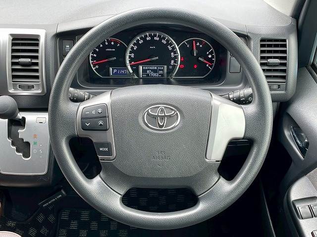 トヨタ ハイエースワゴンの画像13