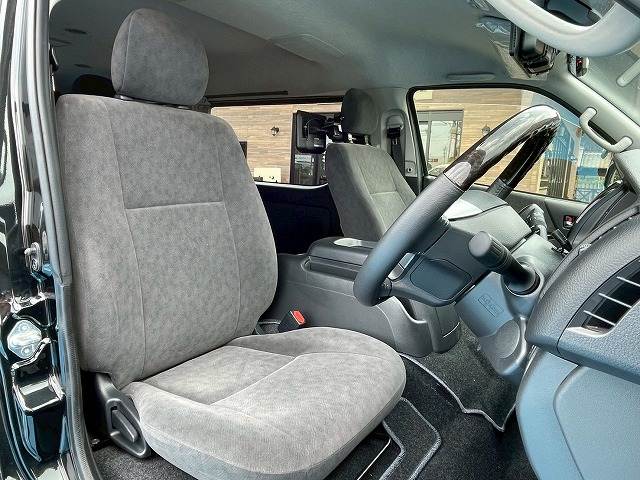 トヨタ ハイエースワゴンの画像8