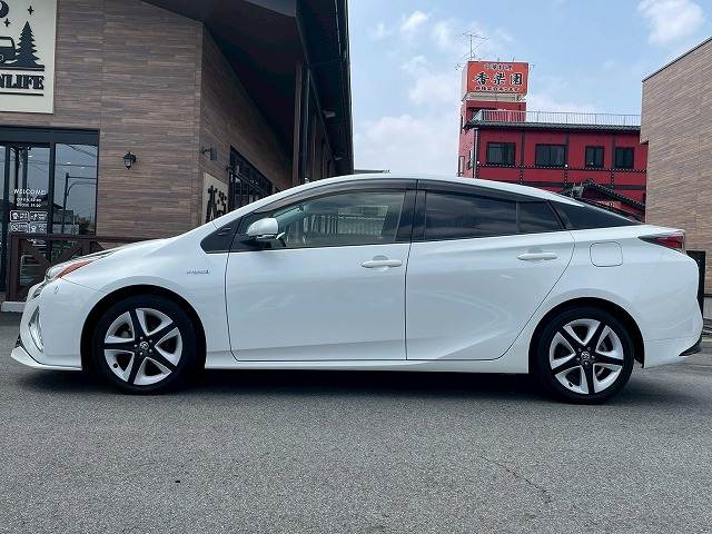 トヨタ プリウスの画像18