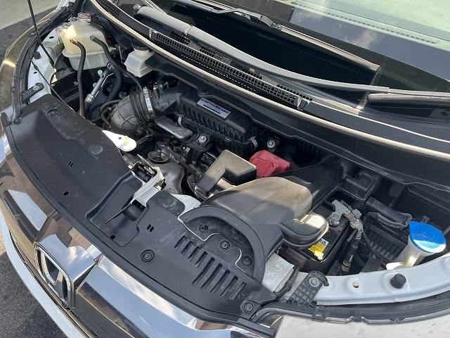 ステップWスパーダ*検33/4迄*HID*両パワスラ*スマートキー*純ナビ*Bカメラ*TV*DVD*CD*ETC*リアエンタメ*外AW*純AW夏T積込