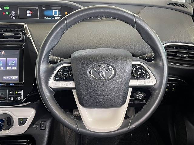 トヨタ プリウスの画像13