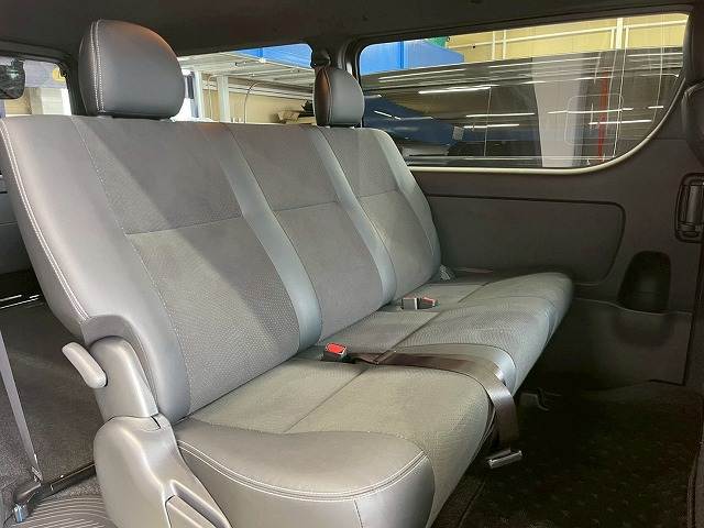 トヨタ ハイエースバンロングボディの画像9