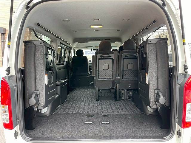 トヨタ ハイエースワゴンの画像20