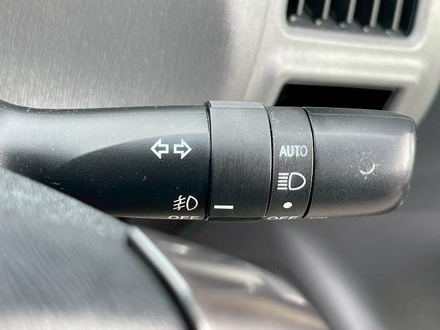 トヨタ プリウスαの画像6