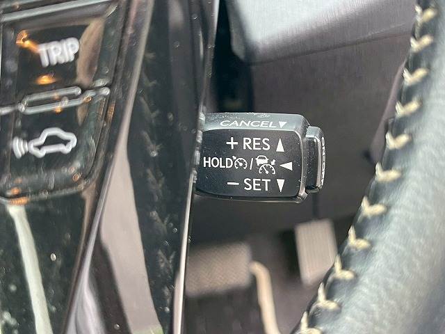 プリウスαS “tune BLACKII” 内装他