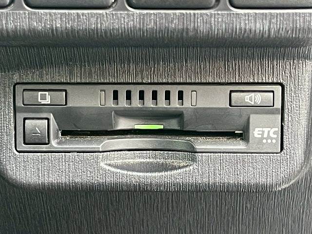 プリウスαS “tune BLACKII” 内装他