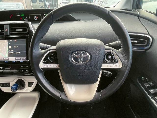 トヨタ プリウスの画像13