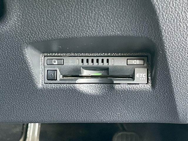 プリウスS “Safety Plus” 内装他