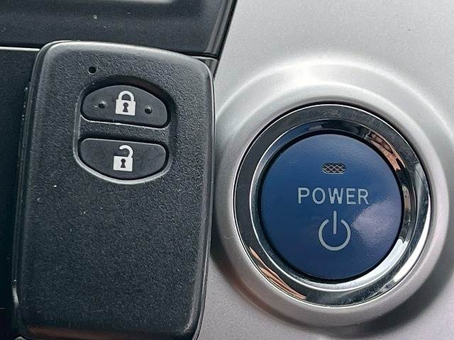 プリウスαG 内装他