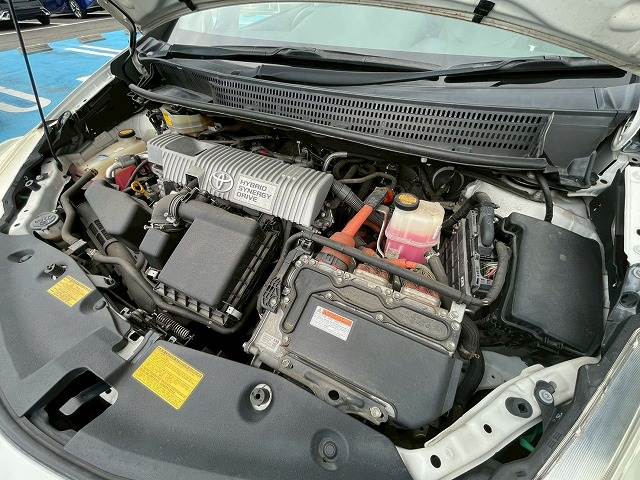 トヨタ プリウスαの画像14