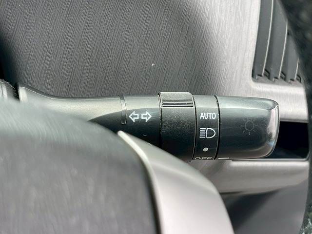 トヨタ プリウスαの画像16